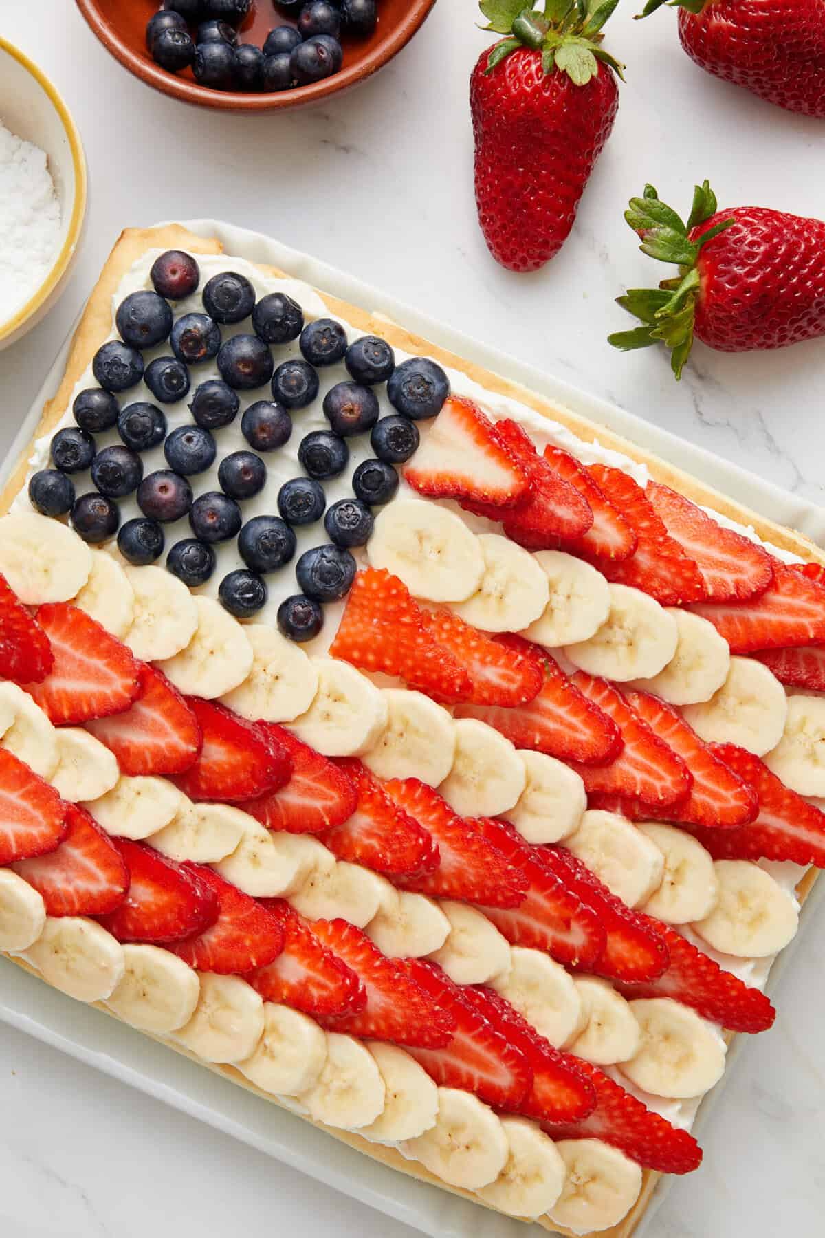 4th of July Fruit Pizza - foodfaithfitness