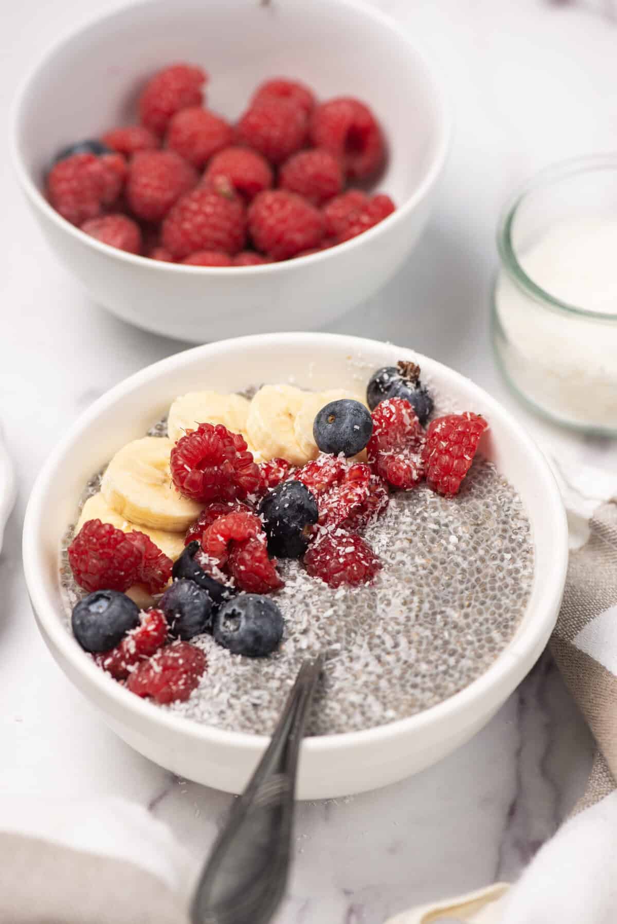 Chia Breakfast Bowl - foodfaithfitness