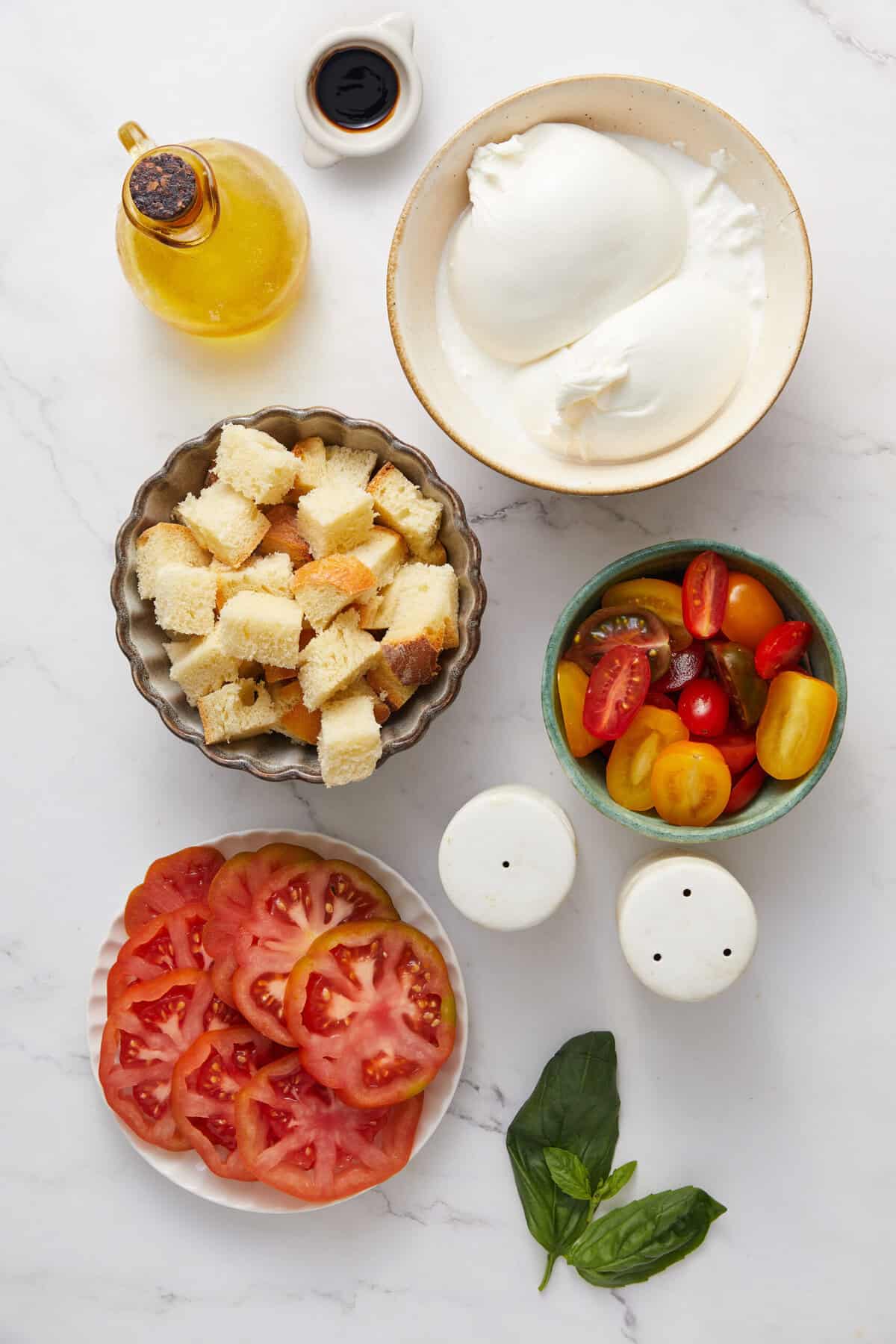 Burrata Tomato Salad - foodfaithfitness