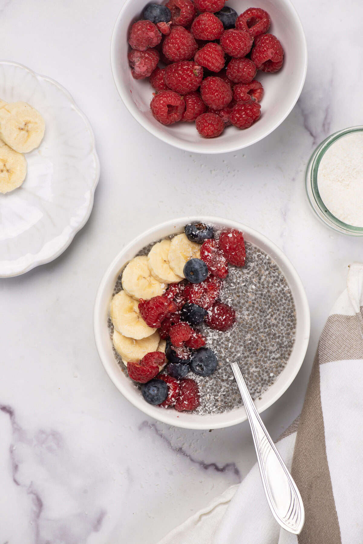 Chia Breakfast Bowl - foodfaithfitness