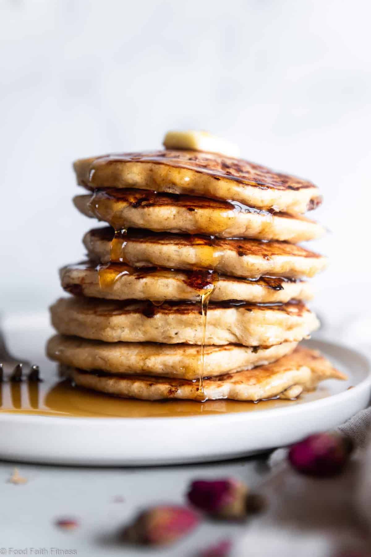 Fluffy Cottage Cheese Pancakes - These easy pancakes naturally gluten free and protein packed! Make them ahead for healthy breakfasts or make them on weekends! Great for kids and adults. | #Foodfaithfitness | #Glutenfree #healthy #breakfast #pancakes Cottage Cheese Protein Pancakes - These easy pancakes naturally gluten free and protein packed! Make them ahead for healthy breakfasts or make them on weekends! Great for kids and adults. | #Foodfaithfitness |