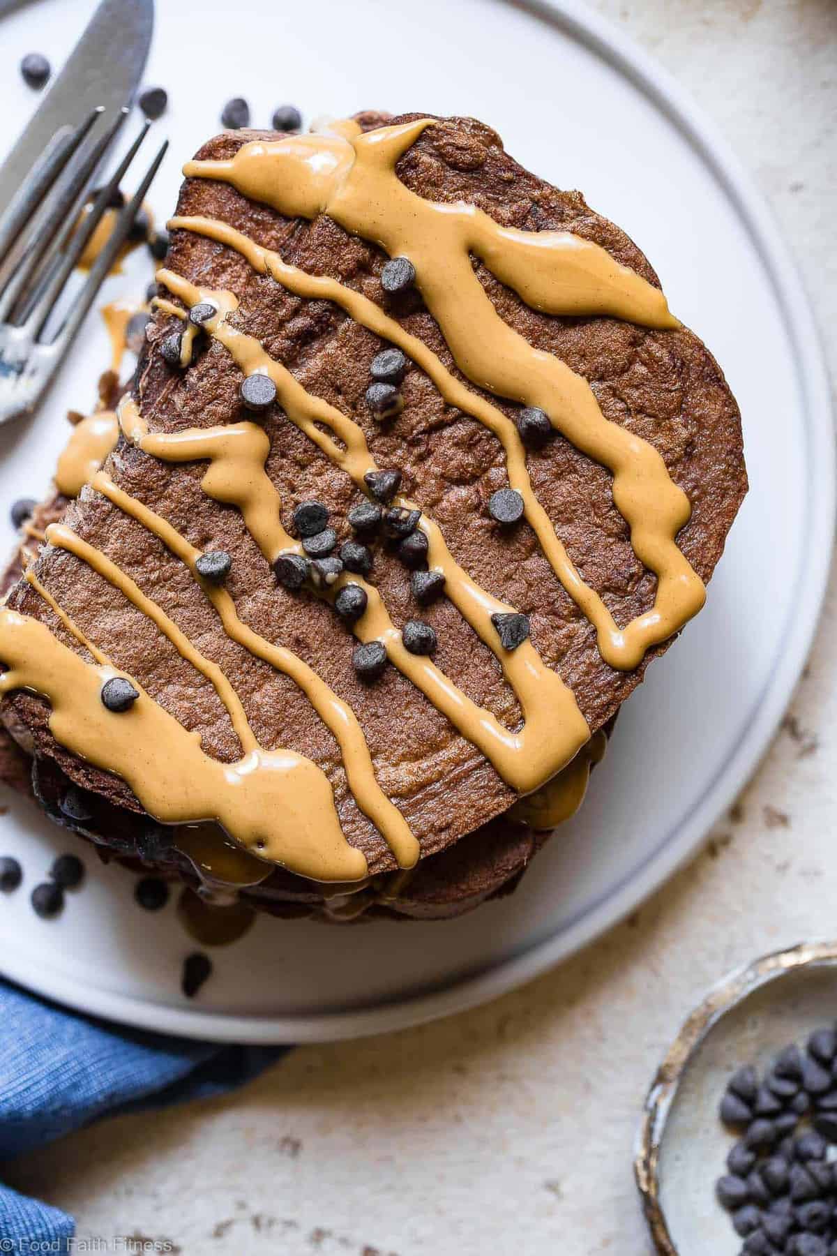 Chocolate Peanut Butter Protein French Toast - Loaded with chocolate peanut butter goodness and 32g of protein! SO easy to make and has a gluten free and paleo friendly option! Your new favorite breakfast to keep you FULL! | #Foodfaithfitness | #Glutenfree #Healthy #Paleo #Breakfast #FrenchToast Chocolate Peanut Butter Protein French Toast - This healthy French toast is loaded with chocolate peanut butter goodness and 32g of protein! SO easy to make and has a gluten free and paleo friendly option! Your new favorite breakfast to keep you FULL! | #Foodfaithfitness | #Glutenfree #Healthy #Paleo #Breakfast #FrenchToast