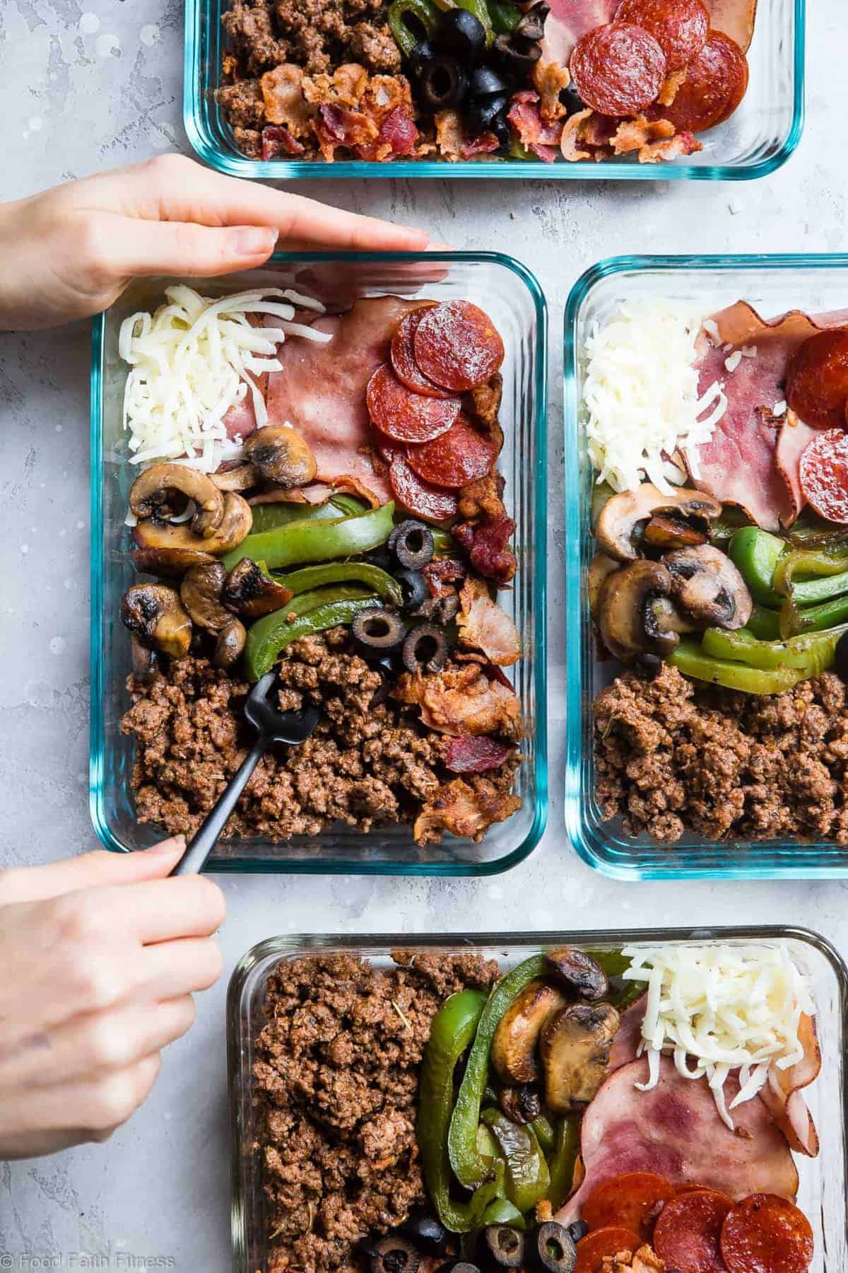 Keto Low Carb Pizza Meal Prep Bowls - These easy meal prep bowls are perfect for both kids and adults to pack for lunches! Gluten free, healthy and paleo and whole30 compliant too! Dairy free option included. | #Foodfaithfitness | #Glutenfree #keto #lowcarb #whole30 #mealprep Keto Low Carb Pizza Meal Prep Bowls - These easy meal prep bowls are perfect for both kids and adults to pack for lunches! Gluten free, healthy and paleo and whole30 compliant too! Dairy free option included. | #Foodfaithfitness | #Glutenfree #keto #lowcarb #whole30 #mealprep