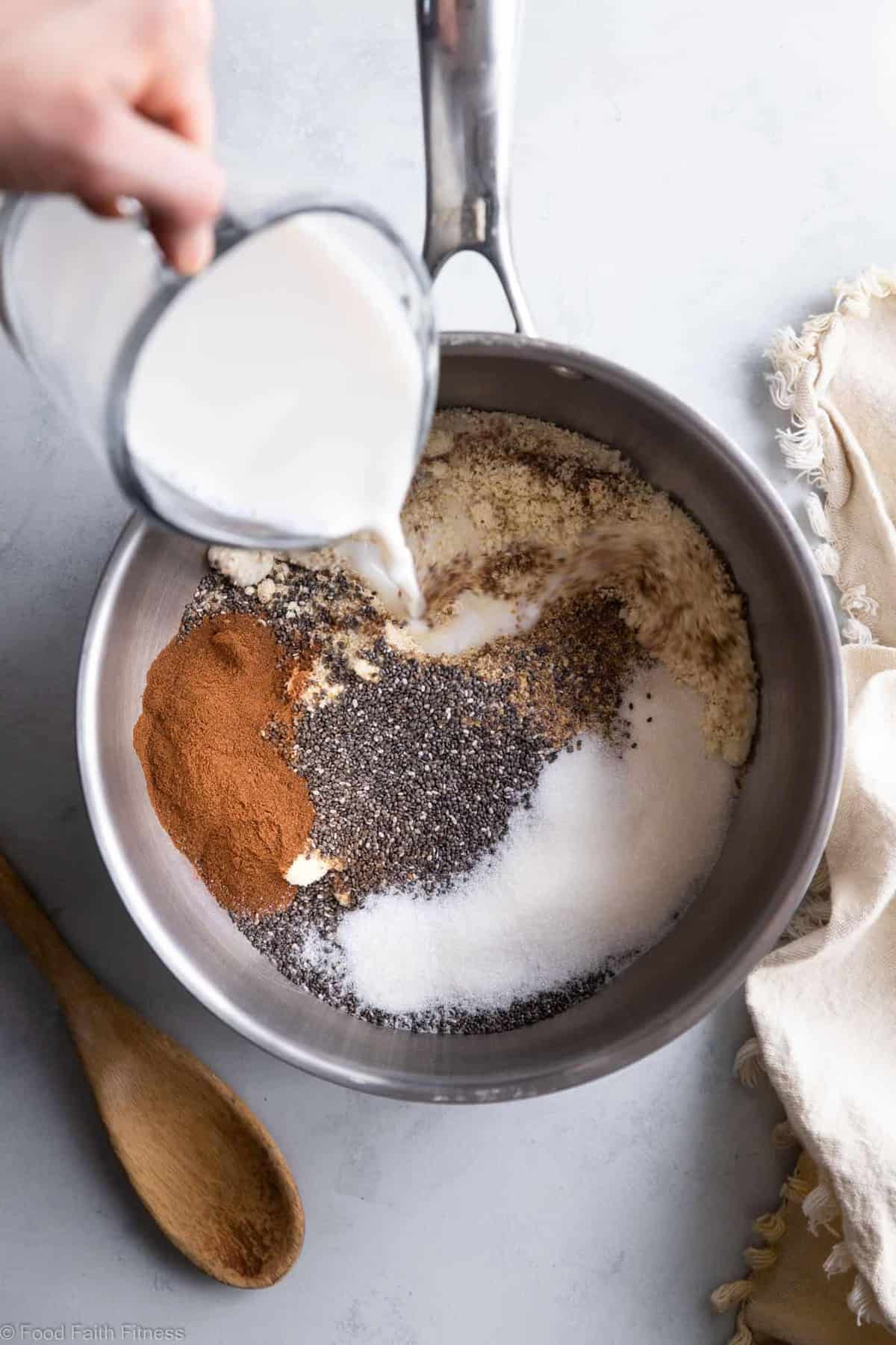 Low Carb Keto Oatmeal - This easy paleo and vegan friendly no oats oatmeal is gluten, grain, dairy and sugar free and tastes like cozy oatmeal without the oats! You won't believe it until you try it! | #Foodfaithfitness | #Glutenfree #Keto #Lowcarb #Sugarfree #Paleo Low Carb Oatmeal Recipe - This easy paleo and vegan friendly no oats oatmeal is gluten, grain, dairy and sugar free and tastes like cozy oatmeal without the oats! You won't believe it until you try it! | #Foodfaithfitness |