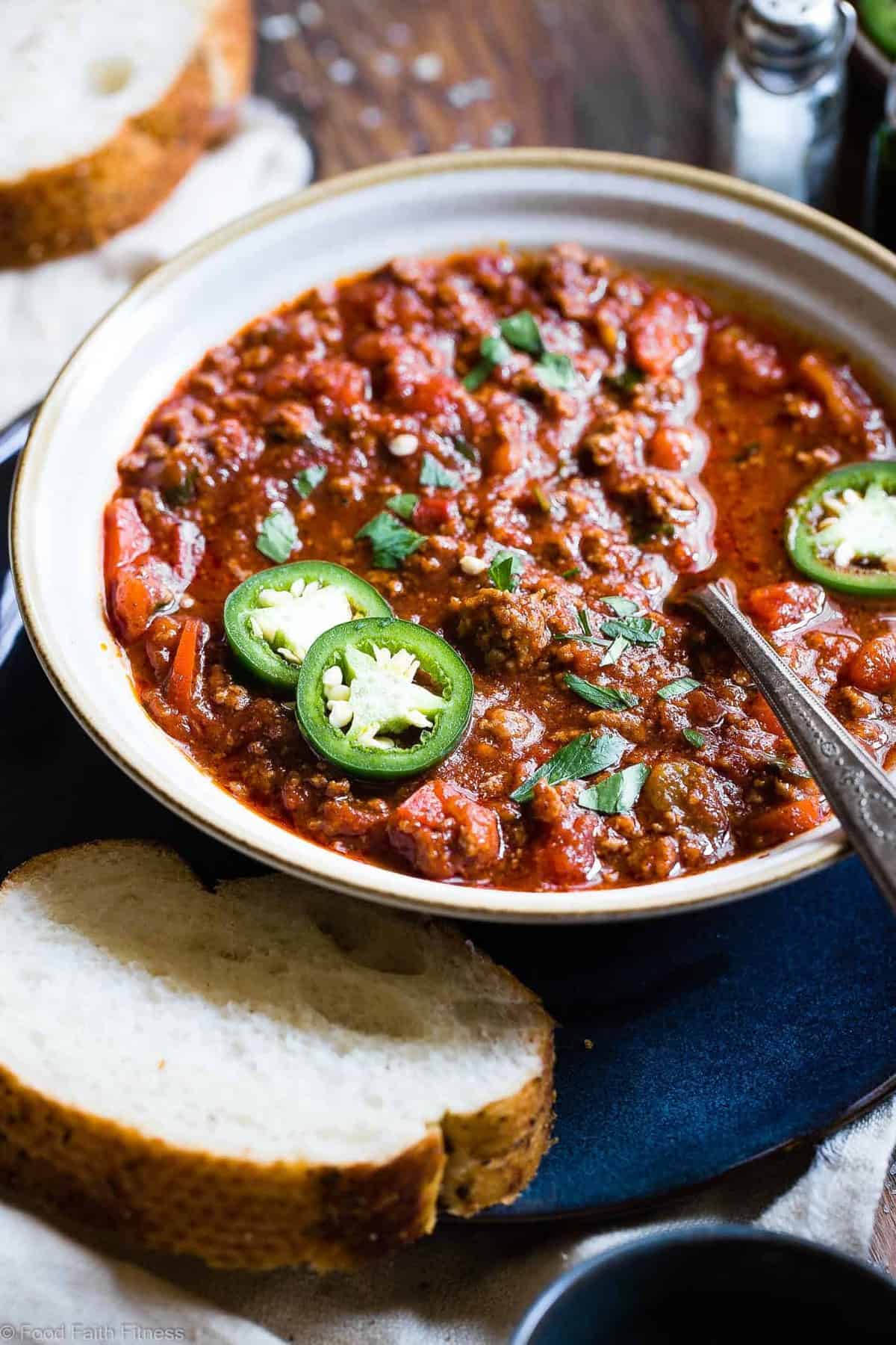 Instant Pot Whole30 Keto Chili - This paleo chili is a meat lovers dream! It's the easiest healthy weeknight dinner that the whole family will love and it freezes great for leftovers or meal prep! | #Foodfaithfitness | #Keto #Lowcarb #Paleo #Whole3o #InstantPot Instant Pot Whole30 Keto Chili - This whole30 chili recipe is a meat lovers dream! It's the easiest healthy weeknight dinner that the whole family will love and it freezes great for leftovers or meal prep! | #Foodfaithfitness | #Keto #Lowcarb #Paleo #Whole3o #InstantPot